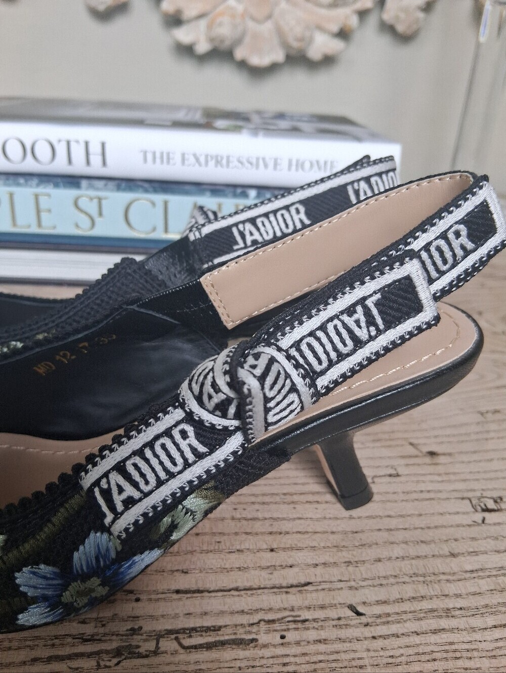 Christian Dior Ribbon Petites Fleurs Embroidered J'Adior Slingback Pumps Size 35 - Picture 10 of 13